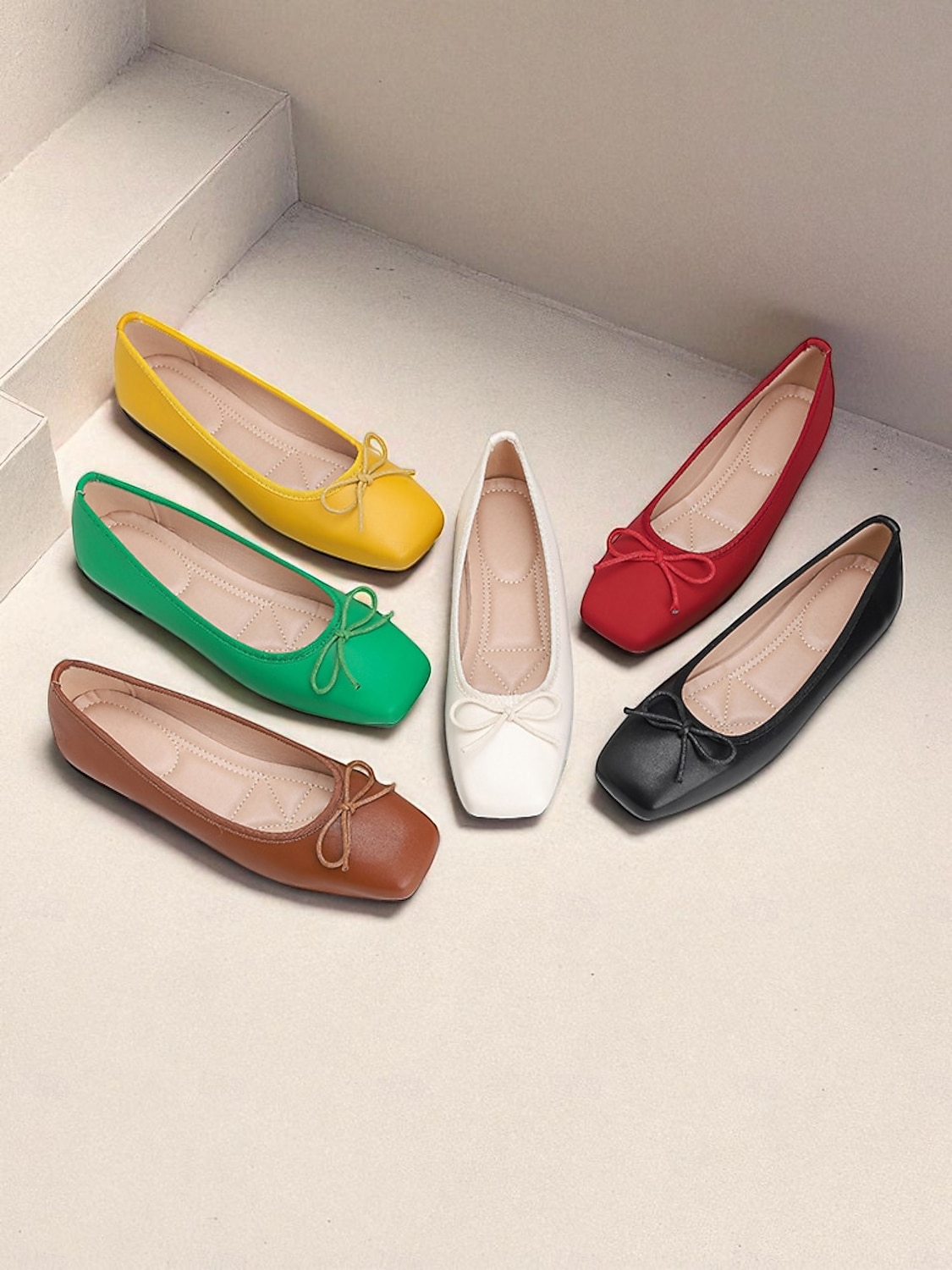 Grüne Ballerinas mit quadratischer Zehenpartie für Damen – Schlupfschuhe aus Kunstleder mit Schleife für die Freizeit, das Büro und das Wochenende 2026 - $32.99 –P1