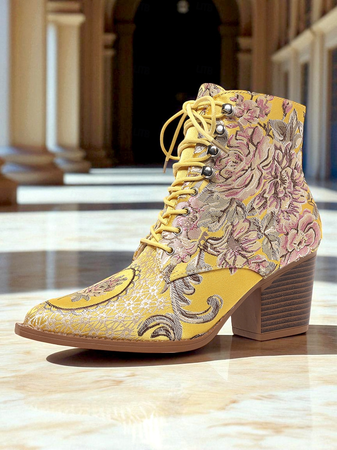 Bottines à lacets en jacquard jaune pour femmes avec talons épais - bottes courtes baroques de style victorien de la fin du XIXe siècle pour dames, idéales pour les tenues d'automne, les fêtes de 2025 ? $42.99 –P4
