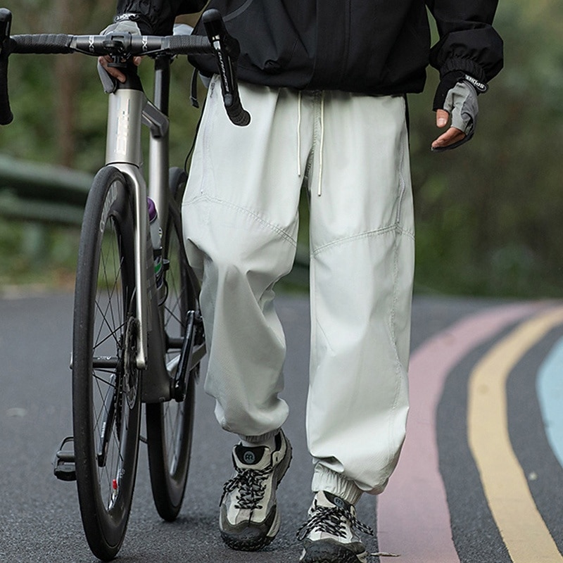 Herren Cargohosen Wanderhosen Jogginghose Regenhose zum Wandern Winter Außen Normale Passform Wasserdicht Winddicht Unterteile Kordelzug Tasche Elastischer Bund Dunkelgrau Schwarz Camping / Wandern 2025 - $51.99 –P11