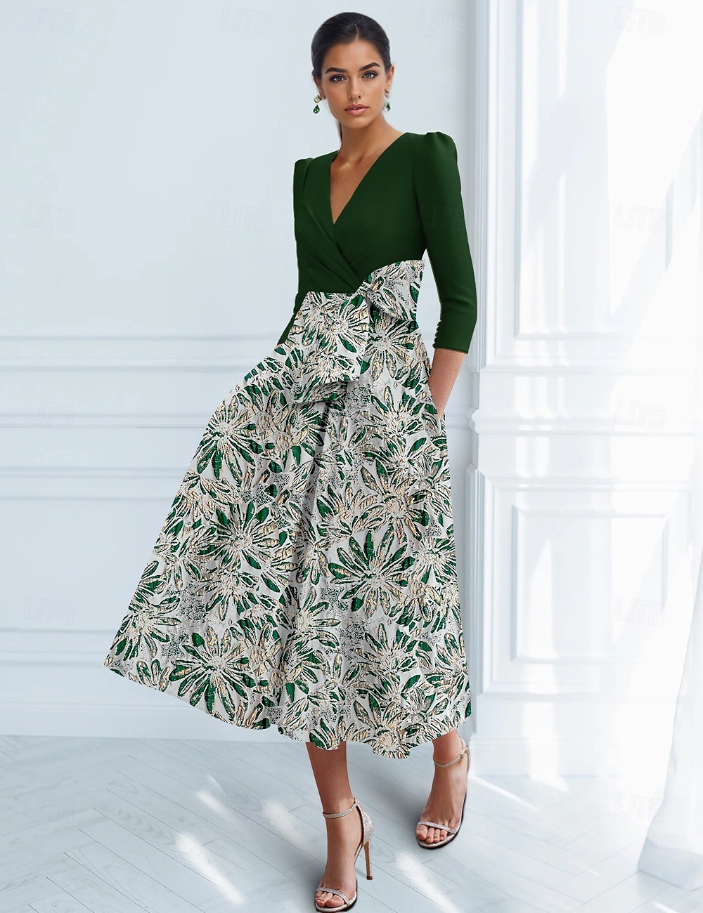 Abiti da cocktail a trapezio in jacquard floreale, eleganti, abiti da cerimonia, da sposa, lunghezza tè, lunghezza midi, maniche a 3/4, scollo a V, crêpe elasticizzata con fiocco(i), pieghe, tasca del 2025 a $145.99 –P1