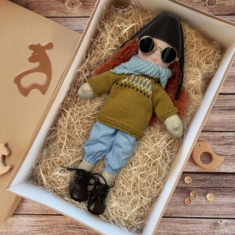 Poupée Waldorf faite à la main, bébé fille avec ensembles de vêtements - poupée en peluche douce de 11,8 pouces pour les tout-petits, cadeau de Noël idéal pour les enfants de 2025 ? $32.99 –P1