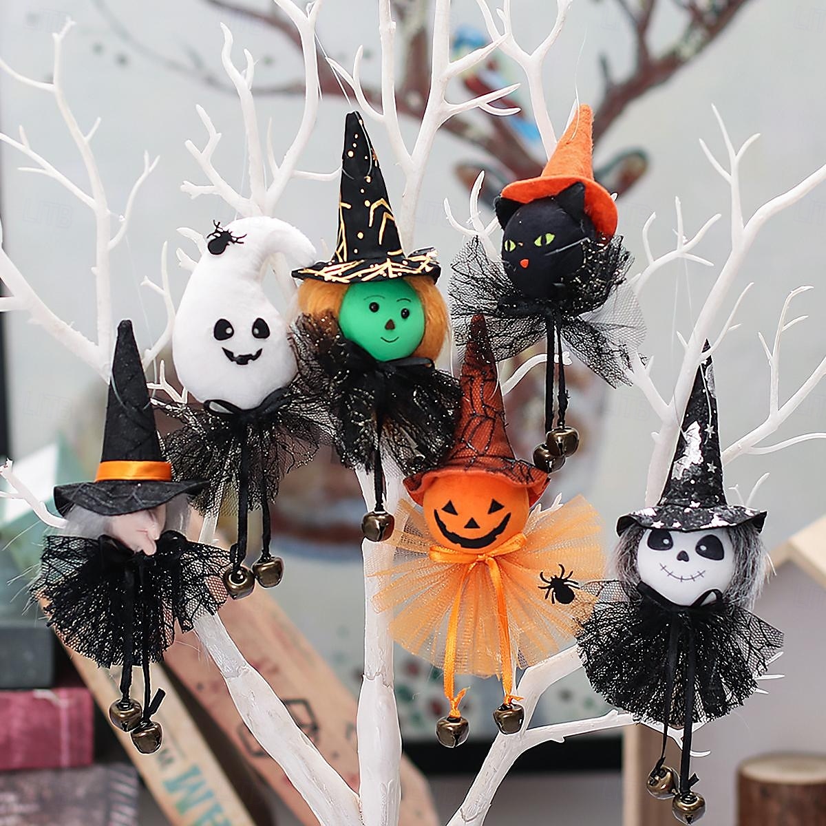 Závěsná ozdoba na halloweenskou panenku čarodějnice, kreslený zvonek s tylovou sukní, dýně, duch a plyšové přívěsky s černou kočkou pro vnitřní i venkovní halloweenské párty a domácí dekorace 2025 - $9.99 –P3