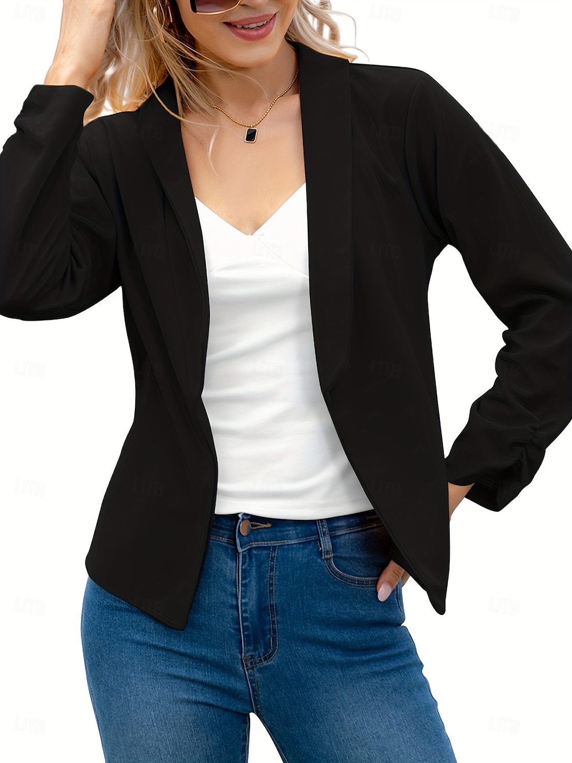 Femmes Blazer Confortable Respirant Coupe ajustée Mode Moderne Uni Travail Quotidien Régulier Col Rabattu Coupe régulière manche longue Vêtements d'extérieur Rose Claire Noir Blanche Printemps Automne de 2025 ? $26.99 –P13