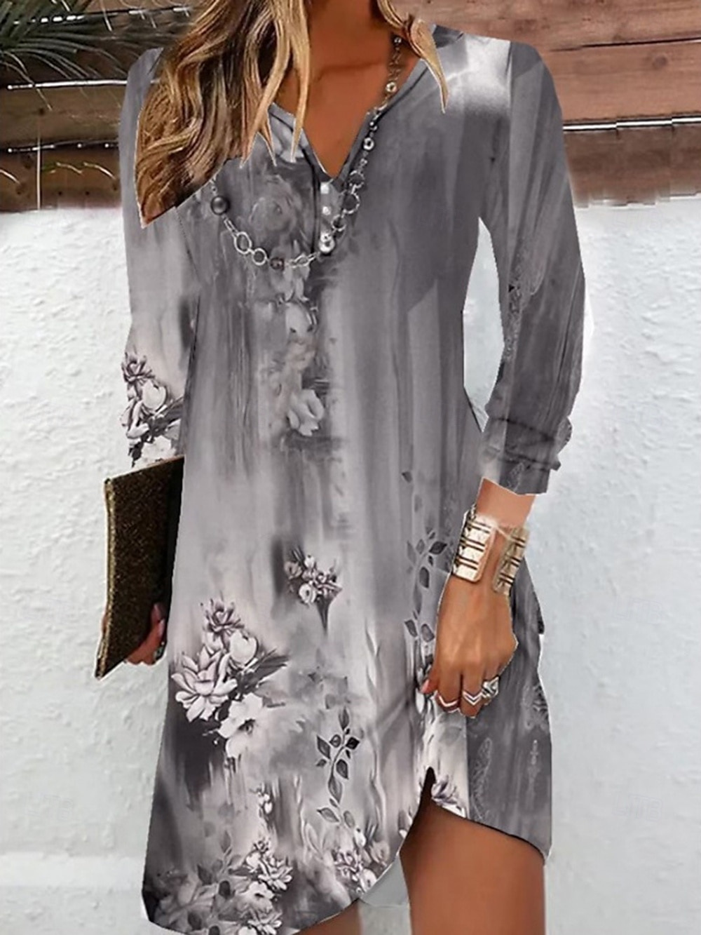 Femmes Mini Robe Robe Fleurie Robe Imprimée Mode Moderne Vacances Quotidien Sortir Coupe régulière Fleuri manche longue Col en V Jaune Bleu Violet Vert Été Printemps de 2025 ? $28.99 –P5