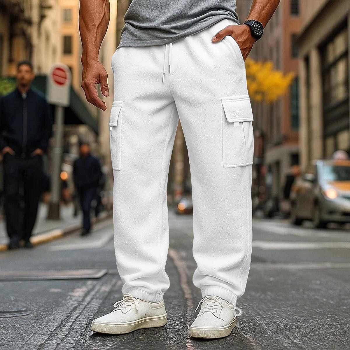 Herren Fleecehose Jogginghose Hose Cargo-Jogginghose Elastischer Bund Kordelzug Mehrere Taschen Einfarbig Winddicht Außenbereich Volle Länge Lässig Täglich Urlaub Mode Schwarz Weiß 2025 - $22.99 –P1