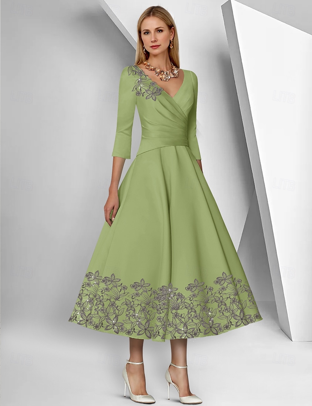 A-Linien Kleid Strandhochzeit Brautmutter Kleid Elegant Einfach V-Ausschnitt Knöchellang Teelänge Satin 3/4 Länge Ärmel mit Spitze Rüschen Pailletten Renntag Kleid 2025 - €165.99 –P3