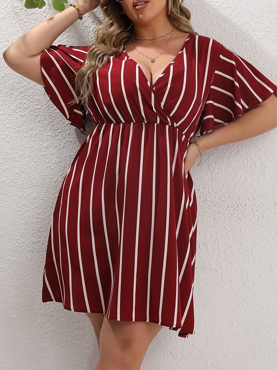 Femmes Grande taille Robe Décontractée Rayé Col en V Manche Courte Été Printemps Mode Moderne Occasionnel Mini robe Quotidien Fête Robe de 2025 ? $18.99 –P13