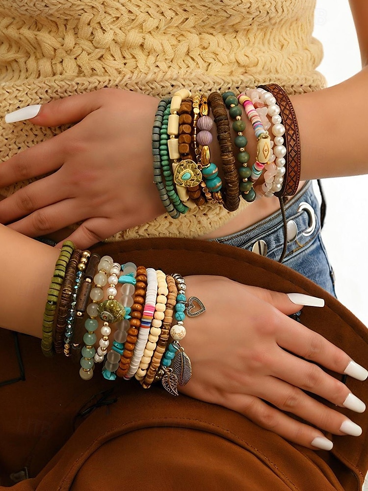 Set di braccialetti con ciondoli a strati con perline boho da donna: bracciali in legno, turchese e pelle scamosciata in stile vintage con ciondoli a forma di foglia e geometrici, ideali per abbigliamento casual, festival e vacanze al mare del 2025 a $9.99 –P1