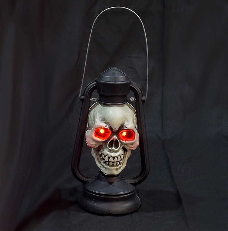 Halloween håndtak LED lysende hodeskaller hode røde øyne lampe glødende i mørke retro parafinlampe festdekorasjon 2025 - $24.99 –P9