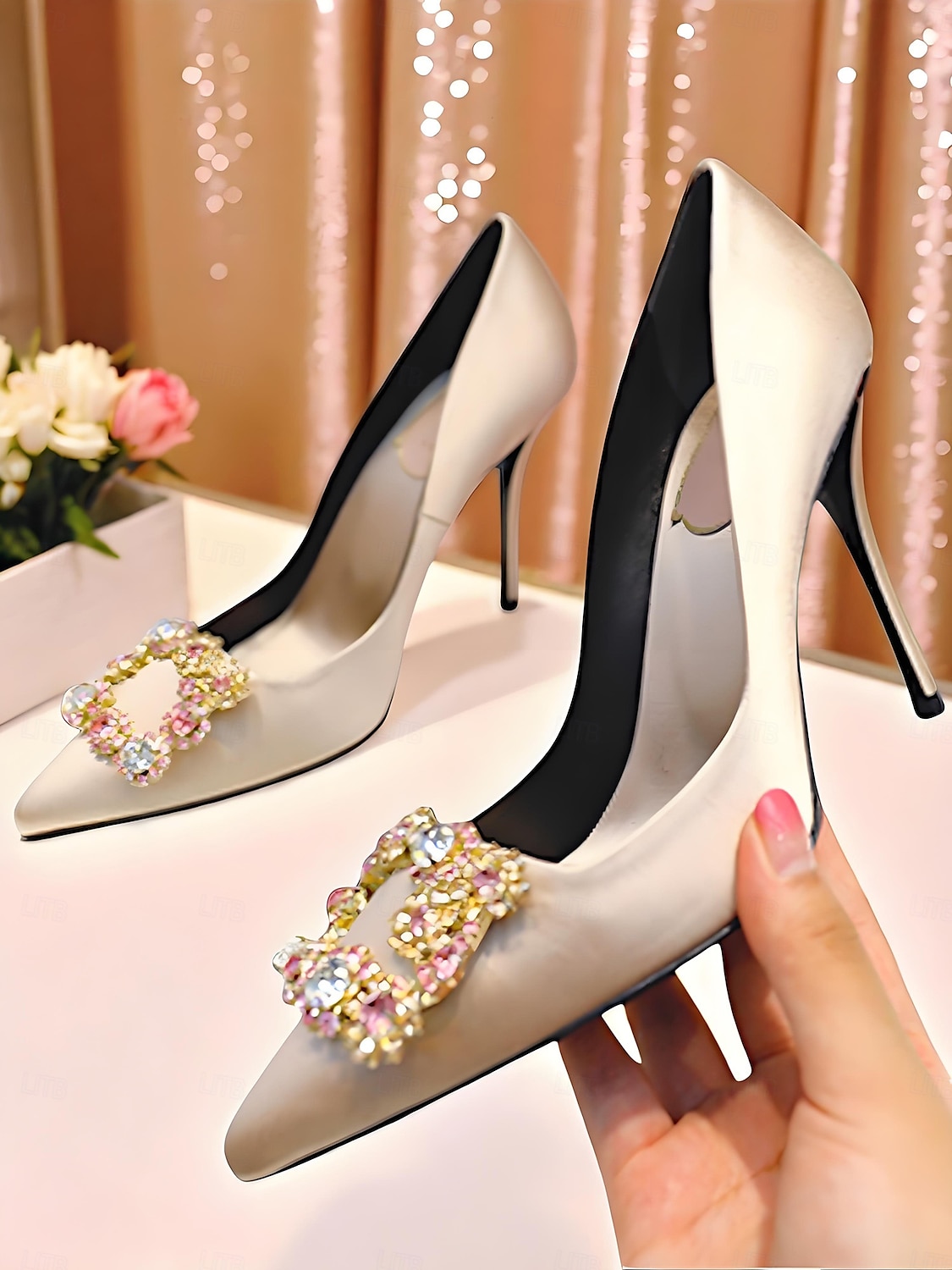 Tocuri înalte cu vârful ascuțit din satin auriu pentru femei - pantofi eleganți cu cataramă cu strasuri pentru cocktailuri și evenimente de seară 2026 - $69.99 –P3
