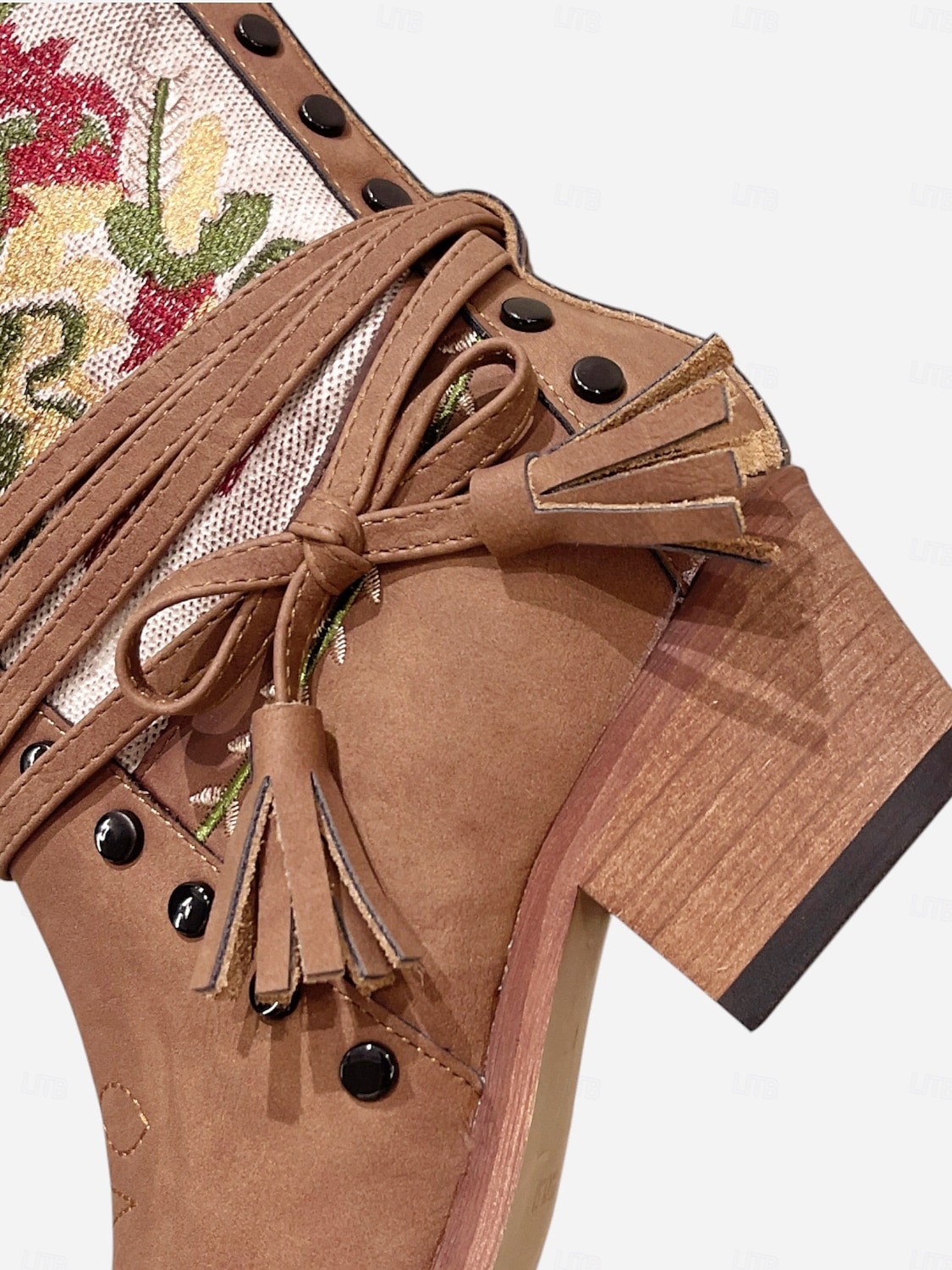 Bottes western brodées pour femmes avec franges et pompons – bottes bohème chic pour le travail à la ferme et les sorties décontractées de 2025 ? $46.99 –P3