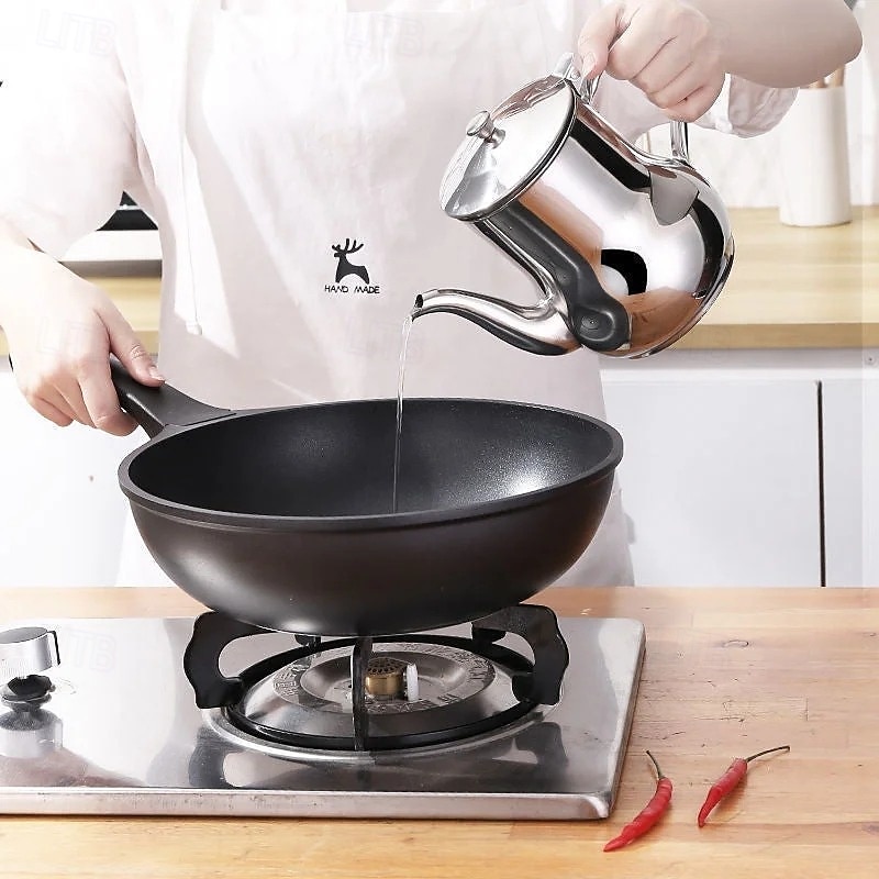 Oliatore in acciaio inox, filtro per olio denso, dispenser per salsa di soia a prova di perdite con filtro a rete, contenitore per condimenti multiuso per cucina domestica, brocca riutilizzabile per del 2025 a $15.99 –P9