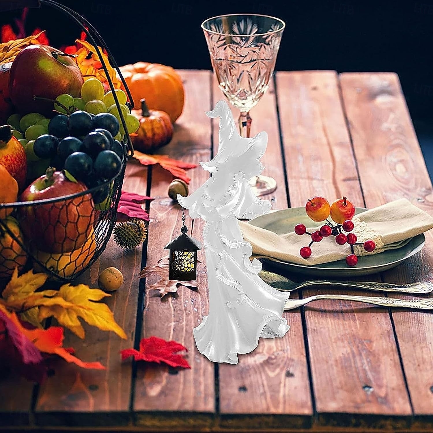 cracker vat heks halloween decoratie geest met lantaarn gezichtsloze geest sculptuur heks geest lamp hel boodschapper holding lantaarn standbeeld realistisch halloween thema rekwisieten 2025 - $15.99 –P7
