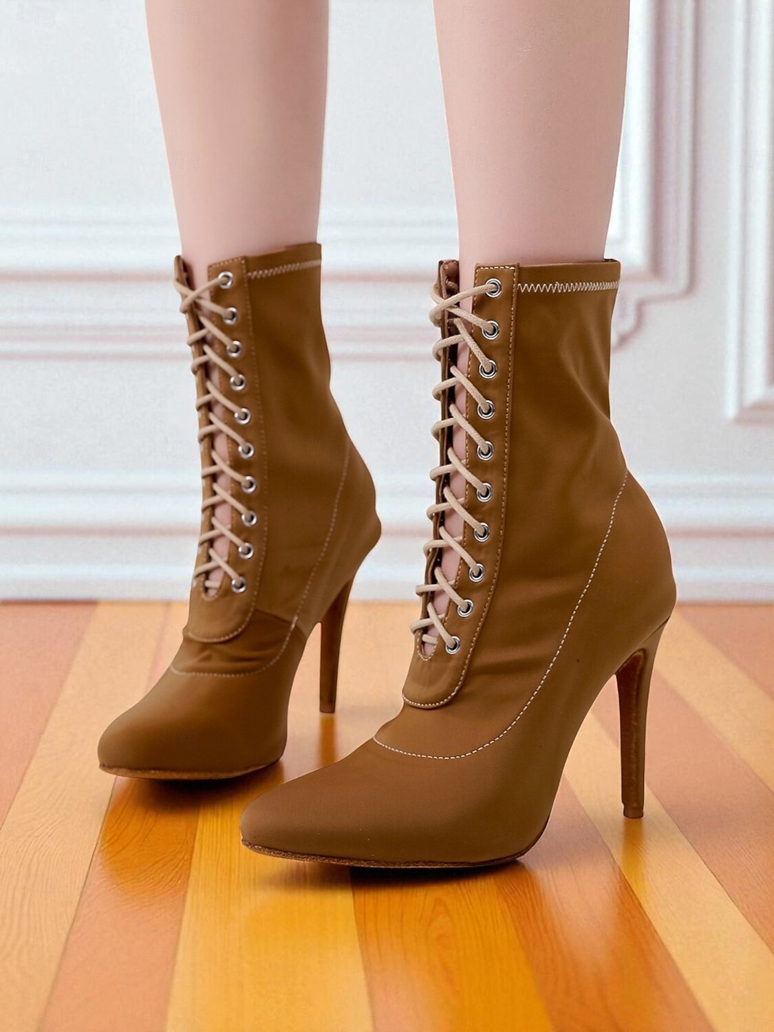 Bottines de danse à lacets extensibles marron pour femmes - bottines courtes à talons hauts pour la danse de salon latine, le jazz et les performances sur scène de 2025 ? $59.99 –P1