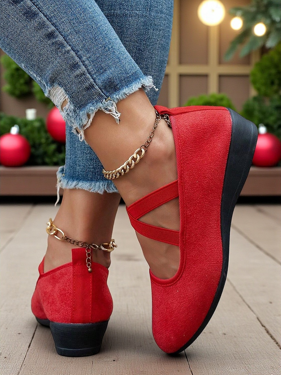 Rote Damen-Ballerinas aus Wildlederimitat mit gekreuzten Riemen – bequeme Mary-Jane-Schuhe mit niedrigem Keilabsatz für Weihnachtsfeiern, Herbstoutfits und entspannte Wochenendspaziergänge 2025 - $19.99 –P5