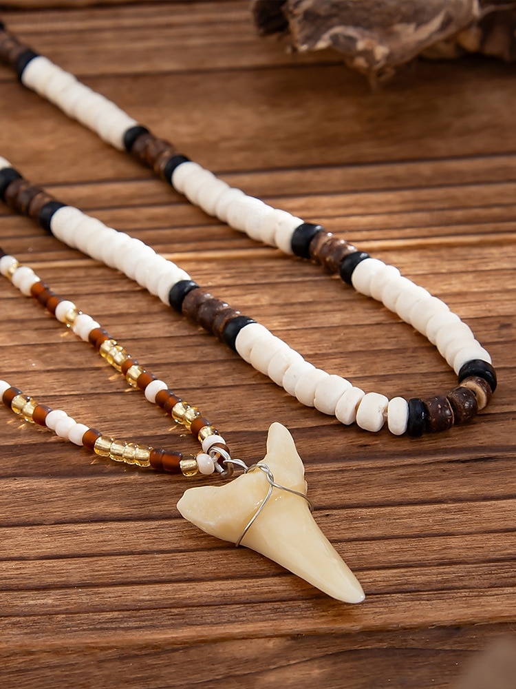 Collar de cuentas tribales multicapa para hombre con colgante de diente acrílico: joyería bohemia informal para uso diario, playa y eventos al aire libre. 2025 - $11.99 –P6