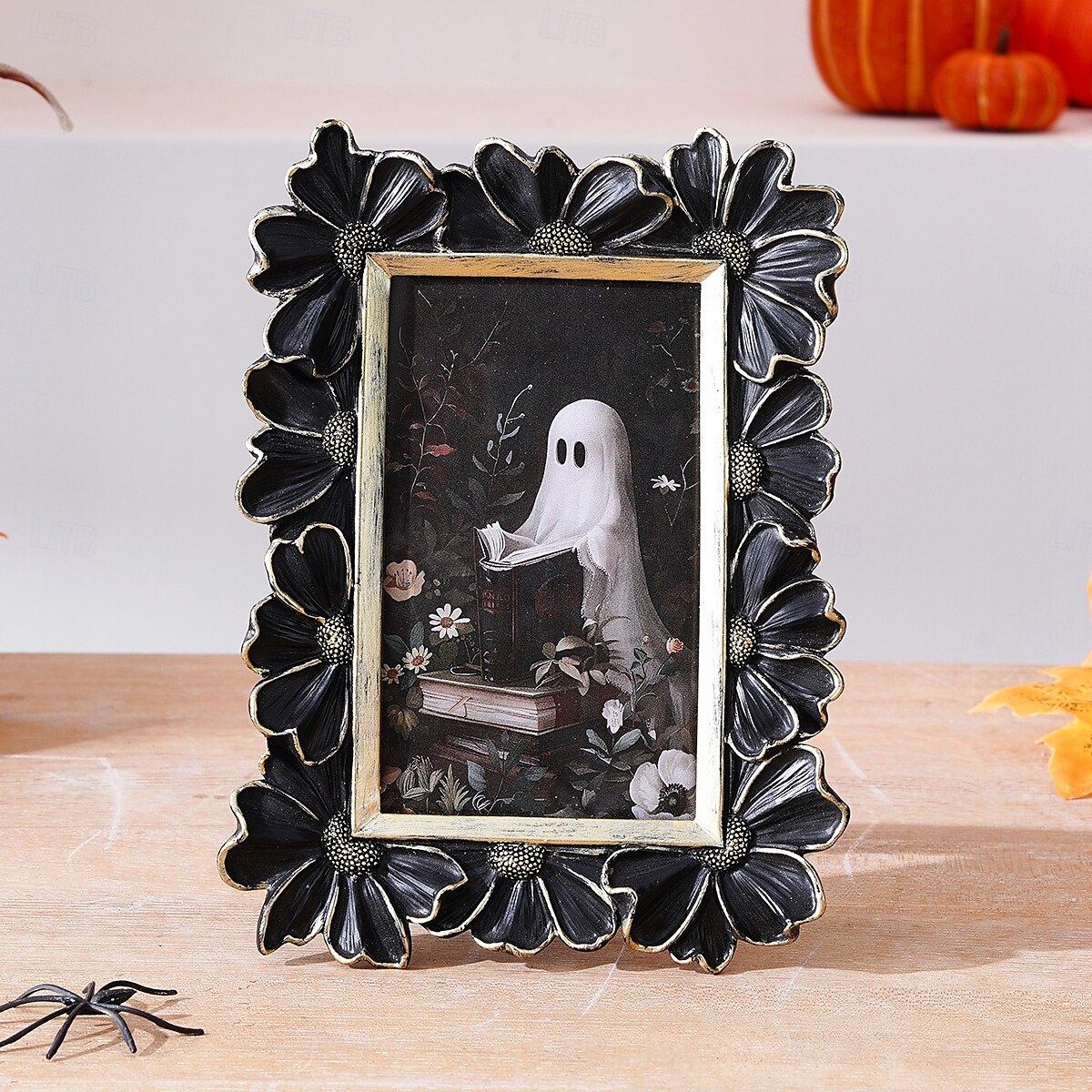 Cadre photo en résine gothique d'Halloween, motif marguerite 3D noir et or, cadre d'affichage photo rectangulaire pour la décoration intérieure, support photo chaud de bureau, utilisation horizontale de 2025 ? $17.99 –P8