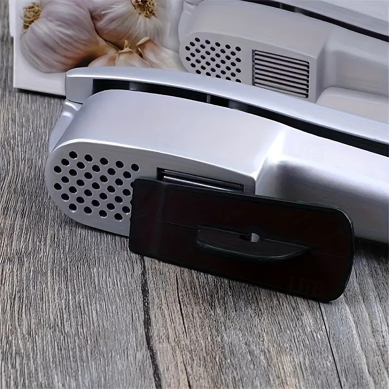 2-in-1 knoflooksnijder en -stamper, multifunctionele knoflookpers met reinigingsborstel, keukenhulp van aluminiumlegering voor eenvoudige knoflookbereiding 2025 - $18.99 –P9