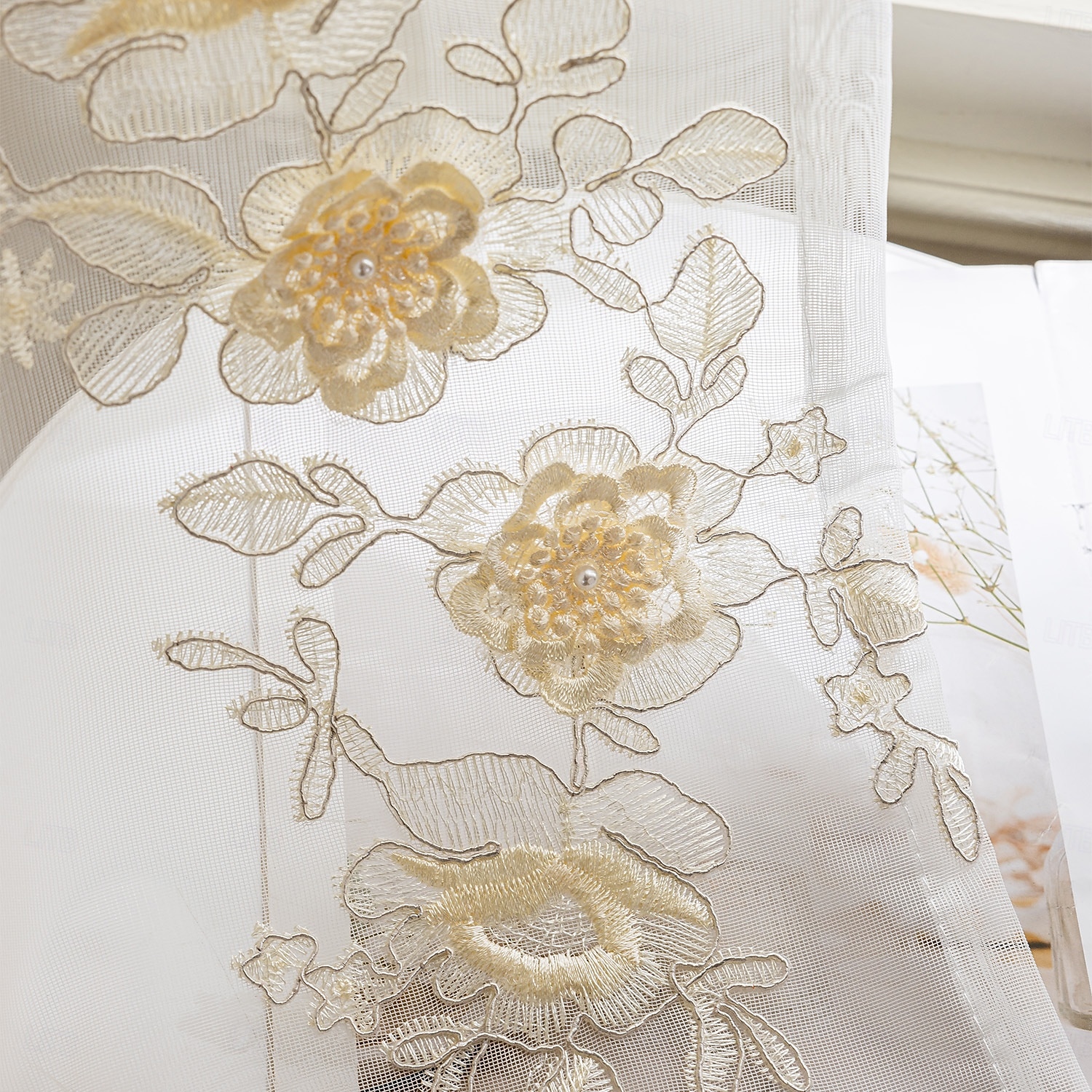 Curtian Drapes, bestickte transparente Vorhänge mit 3D-Blumenapplikation, handgefertigte Tüllvorhänge für Wohnzimmer, Schlafzimmer oder Balkon, moderne minimalistische Fensterpaneele, fertig zum 2025 - $36.99 –P2