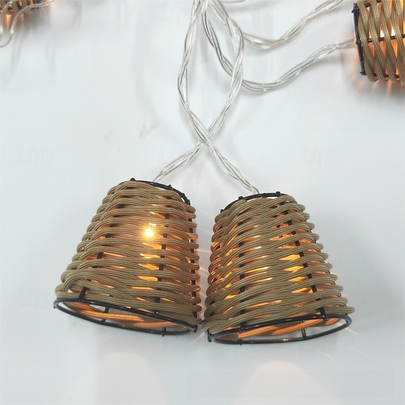 Lanterna decorativa in rattan con luci a stringa - 10 LED in rattan con sfere in stile batteria/energia solare, per interni ed esterni, impermeabile, per patio, casa, pergola, veranda, festa, cortile, del 2025 a $68.99 –P11