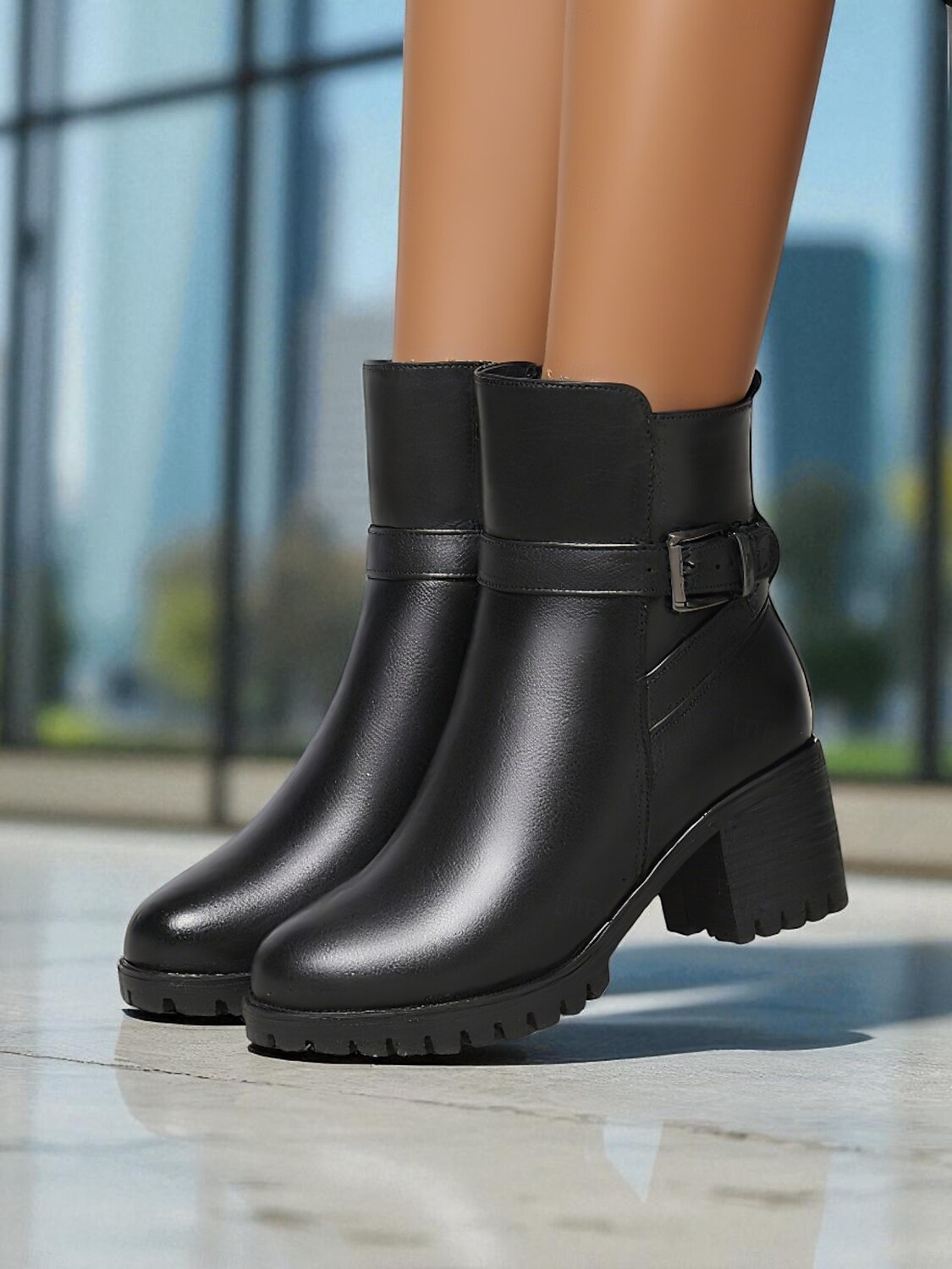 Botas femininas de couro preto - botas de inverno de salto médio com forro de pele quente, zíper lateral e fivela para clima frio, trabalho &roupas para atividades ao ar livre de 2025 por $59.99 –P2