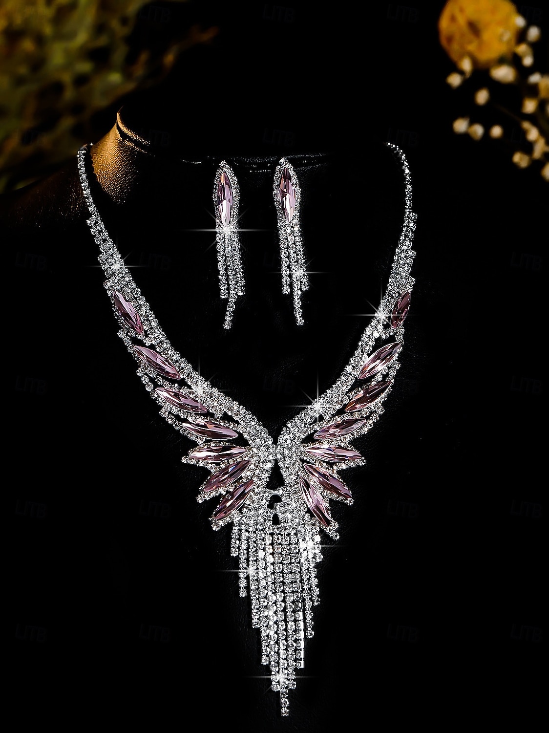Set di gioielli di lusso in cristallo da donna: collana placcata in argento e orecchini pendenti con accenti di pietre preziose verdi, eleganti accessori per cocktail e feste serali del 2025 a $14.99 –P5