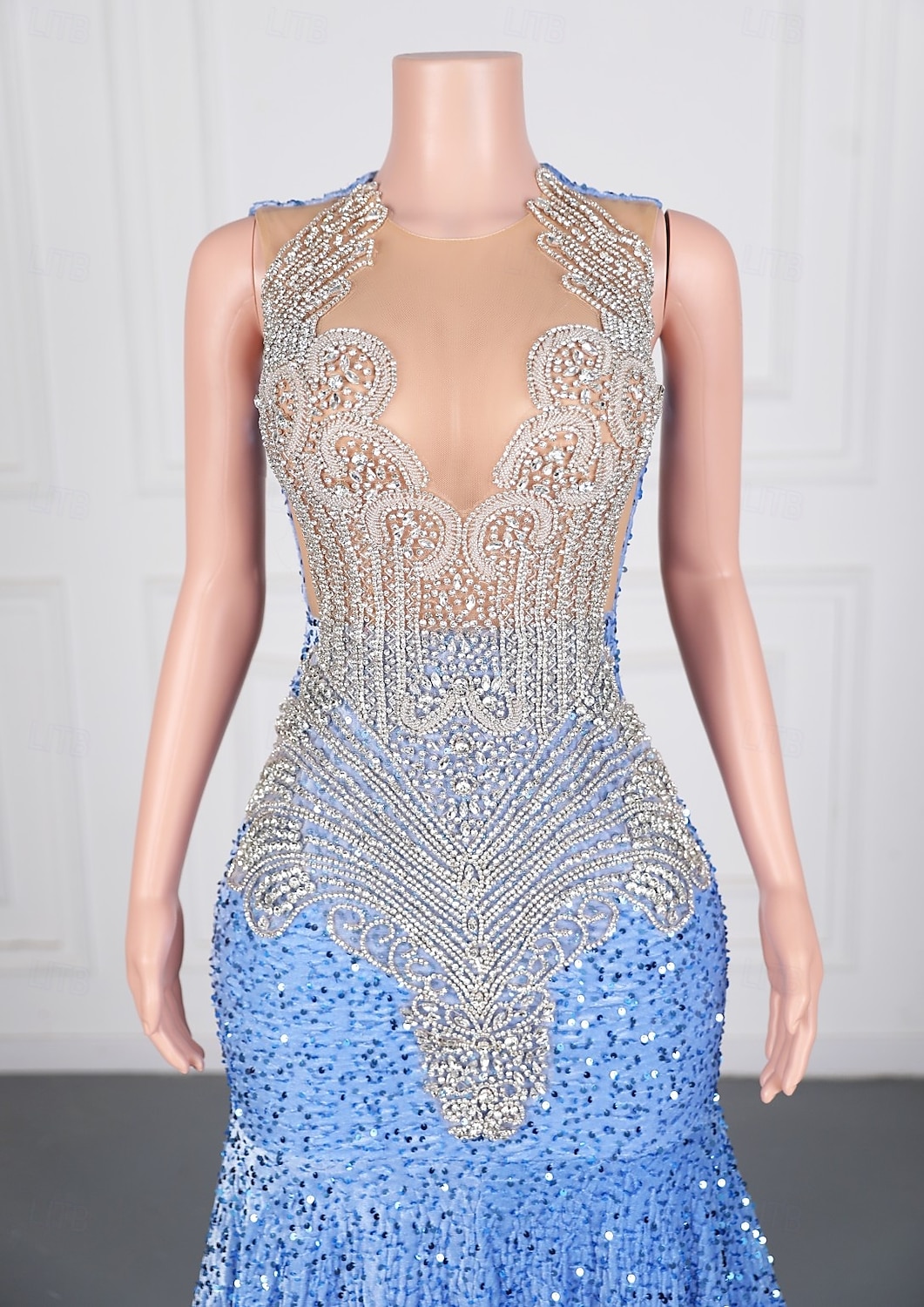 Robe de soirée sirène  trompette élégante robe formelle bal traîne balayage  brosse sans manches col rond sequin dos nu avec applications en sequins de 2025 ? $404.89 –P1