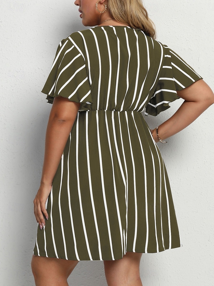 Femmes Grande taille Robe Décontractée Rayé Col en V Manche Courte Été Printemps Mode Moderne Occasionnel Mini robe Quotidien Fête Robe de 2025 ? $18.99 –P17