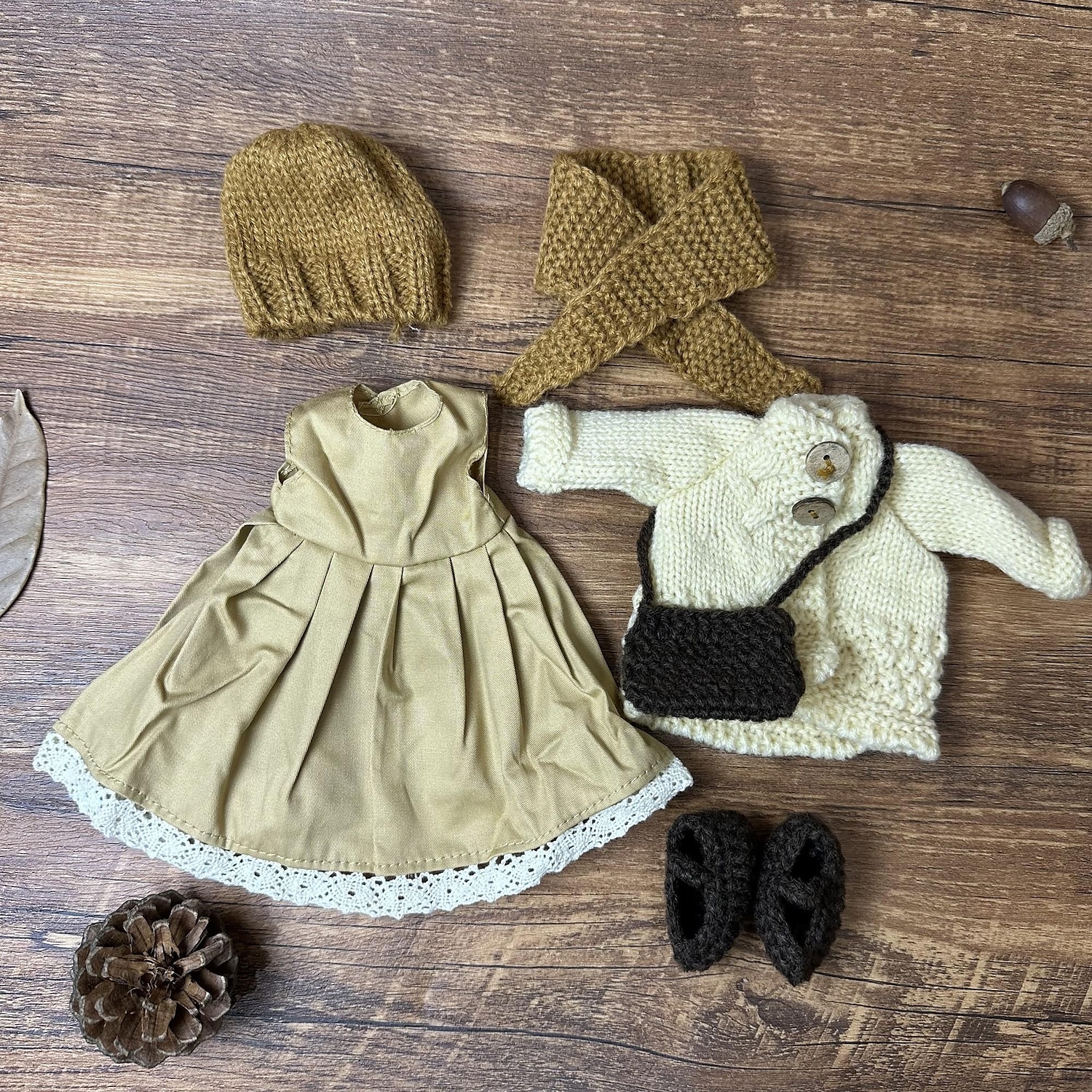 Boneca Waldorf feita à mão para bebês meninas com conjuntos de roupas - boneca de pelúcia macia de 11,8 polegadas para crianças pequenas, presente de Natal ideal para crianças de 2025 por $55.99 –P2