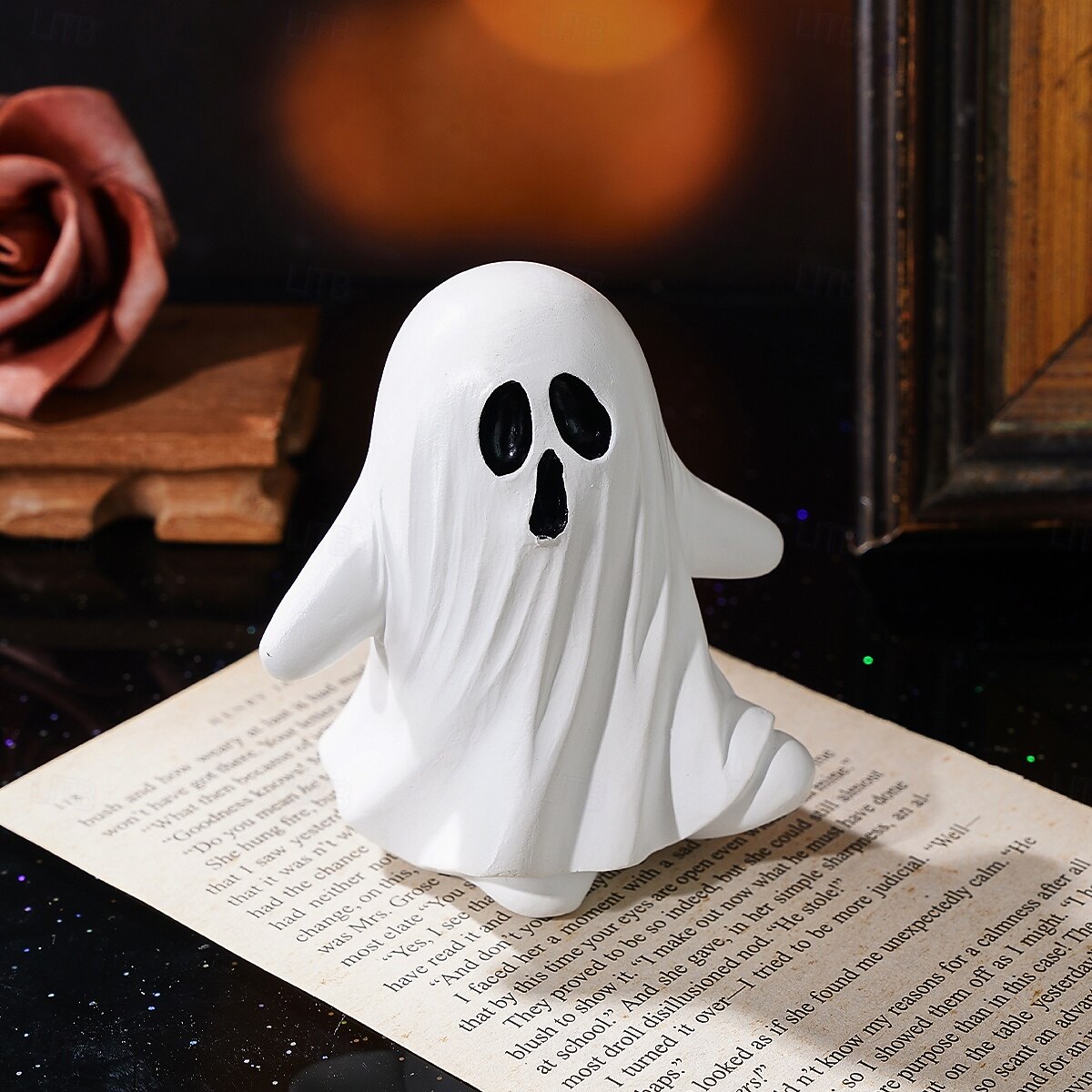 Estátua de Resina de Fantasma Fofo de Halloween Decoração de Mesa de Fantasma Fofo de Robe Branco Ornamento Assustador de Resina de Halloween para Casa de 2026 por $16.99 –P7