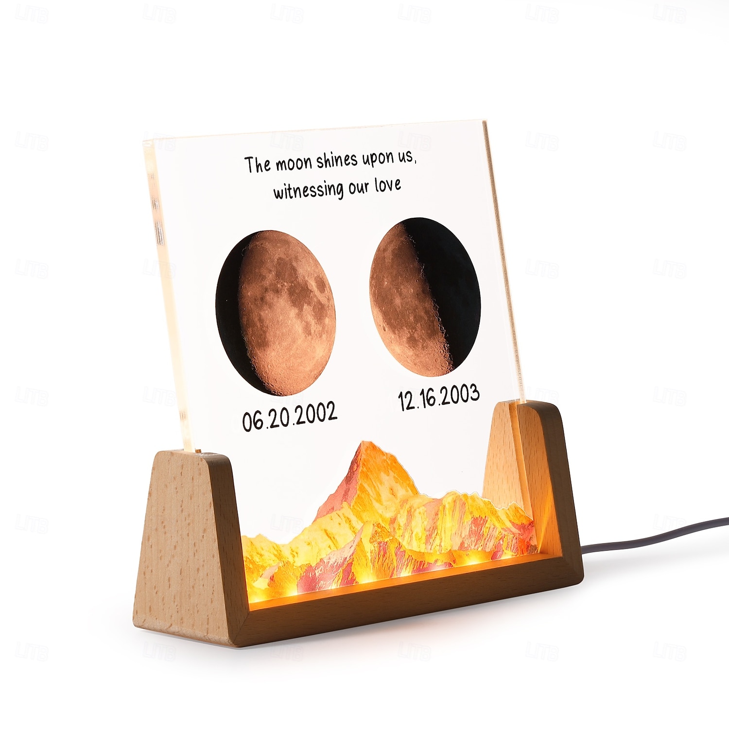 1 luce notturna in acrilico personalizzata che può essere personalizzata in base a una data specifica per mostrare la fase lunare con opzioni per personalizzare testo e data. Questo la rende un regalo del 2025 a $60.99 –P8