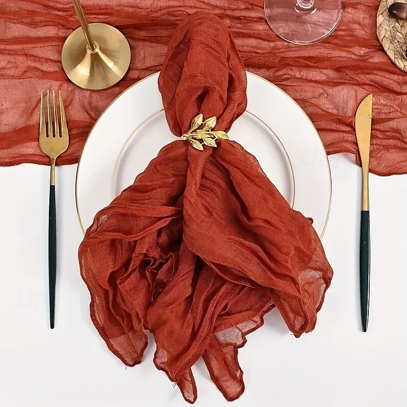 Lot de 10 serviettes en polyester de couleur unie, serviettes de table rectangulaires tissées de 20 x 20 pouces avec bordure élégante, parfaites pour la décoration de table de Noël, de vacances, de de 2025 ? $23.99 –P19