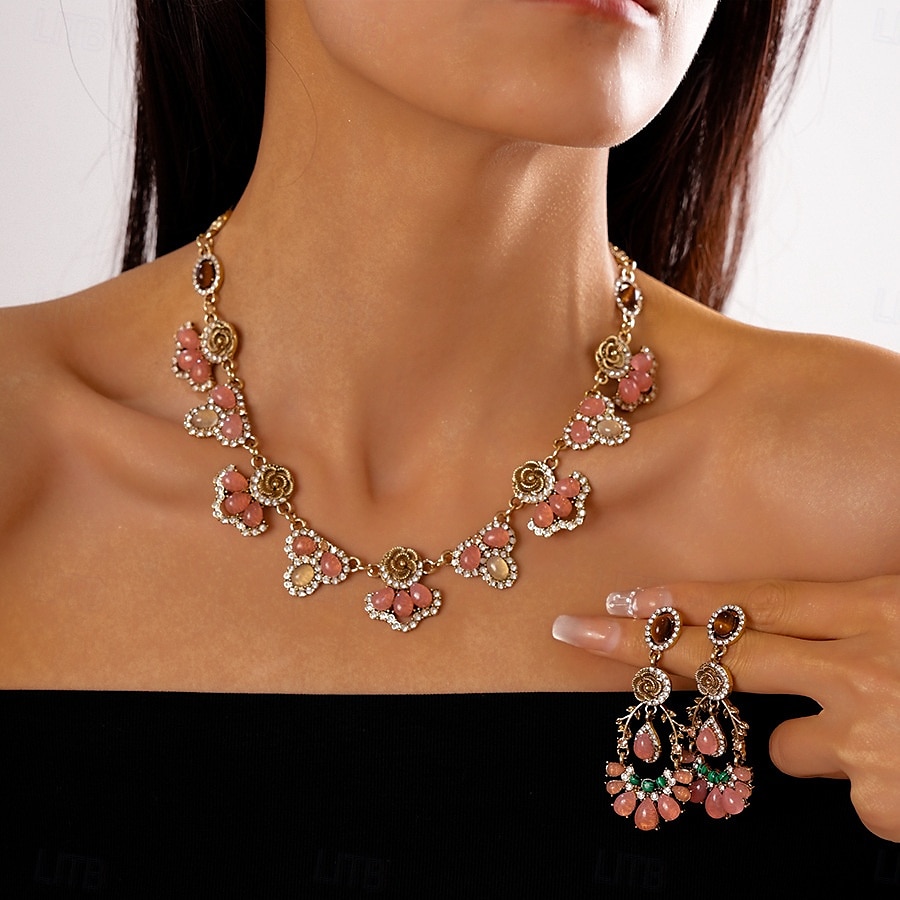 Set di gioielli vintage da donna con cristalli floreali: elegante collana in oro e orecchini pendenti con pietre preziose rosa e verdi, accessori romantici per balli serali e cocktail party del 2025 a $24.99 –P1