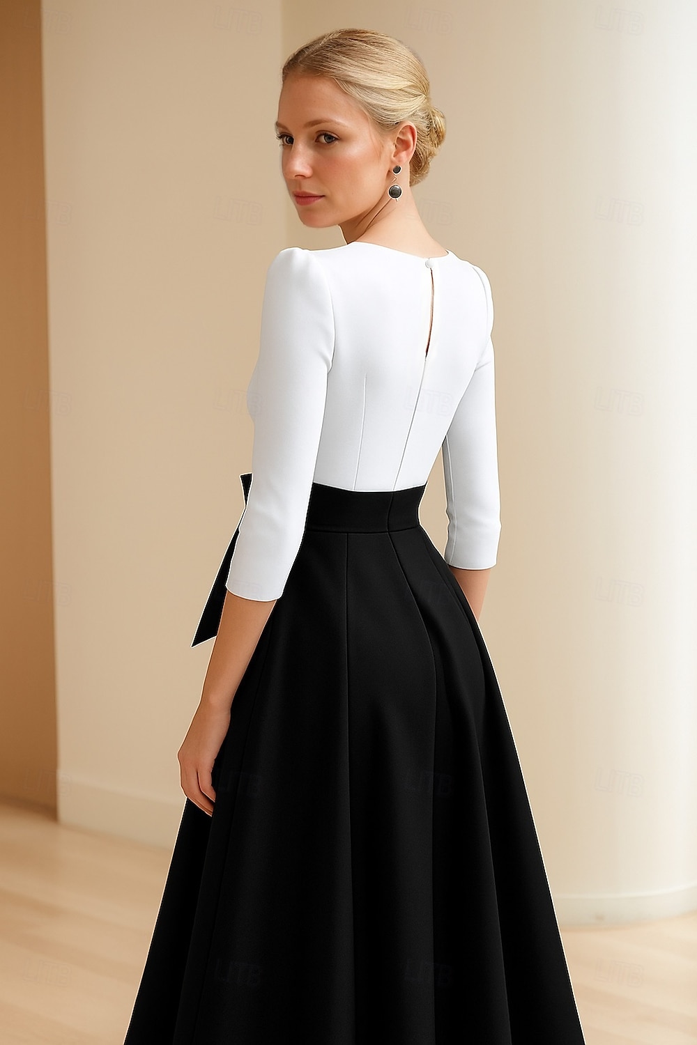 Vestidos de Coquetel A-Line Vestido Elegante Formal Casamento Comprimento Chá Comprimento Midi Manga Curta Decote em V Pregas Cetim com Bolso e Laço de 2025 por $147.99 –P3