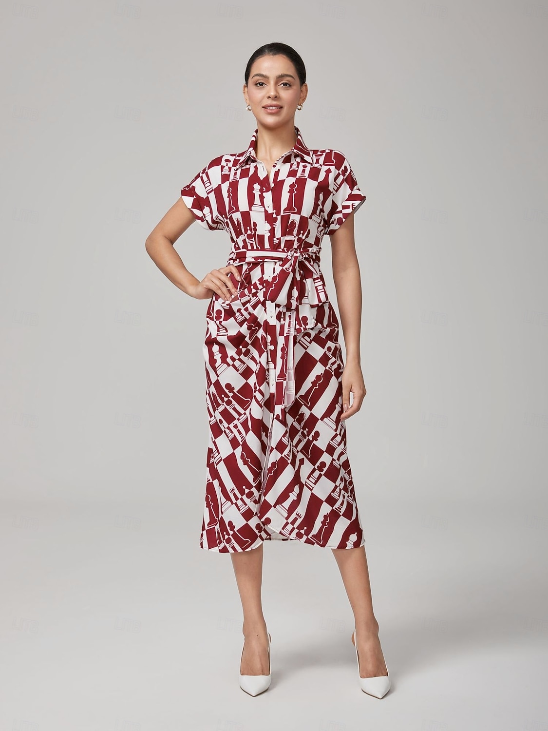 Kleid mit geometrischem Retro-Faltenmuster 2025 - $71.99 –P1