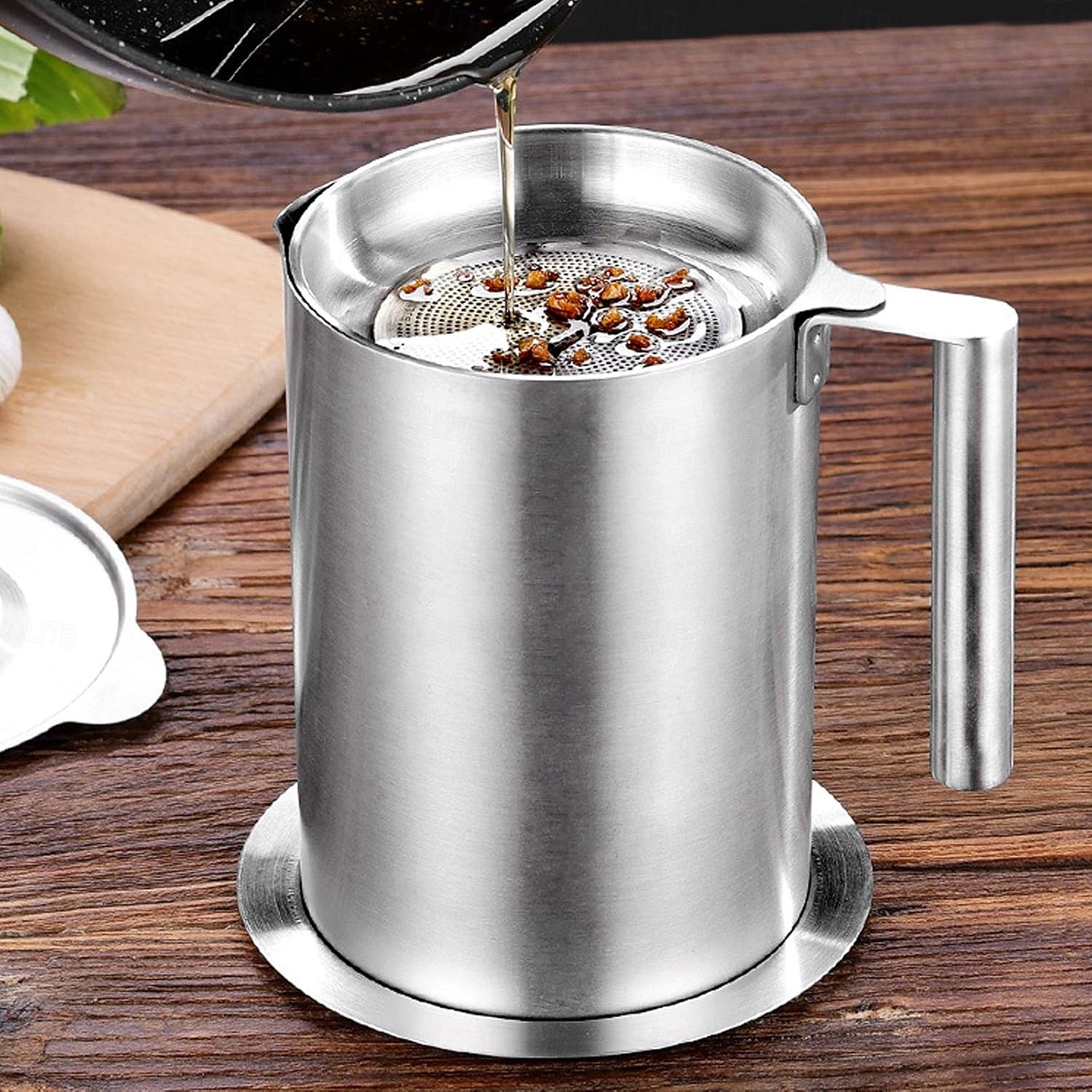 Filtro e contenitore per grasso in acciaio inox da 1,2 l/1,7 l - grande contenitore per la raccolta del grasso con coperchio antipolvere &impugnatura facile da impugnare - per pancetta, cottura in del 2025 a $32.99 –P9