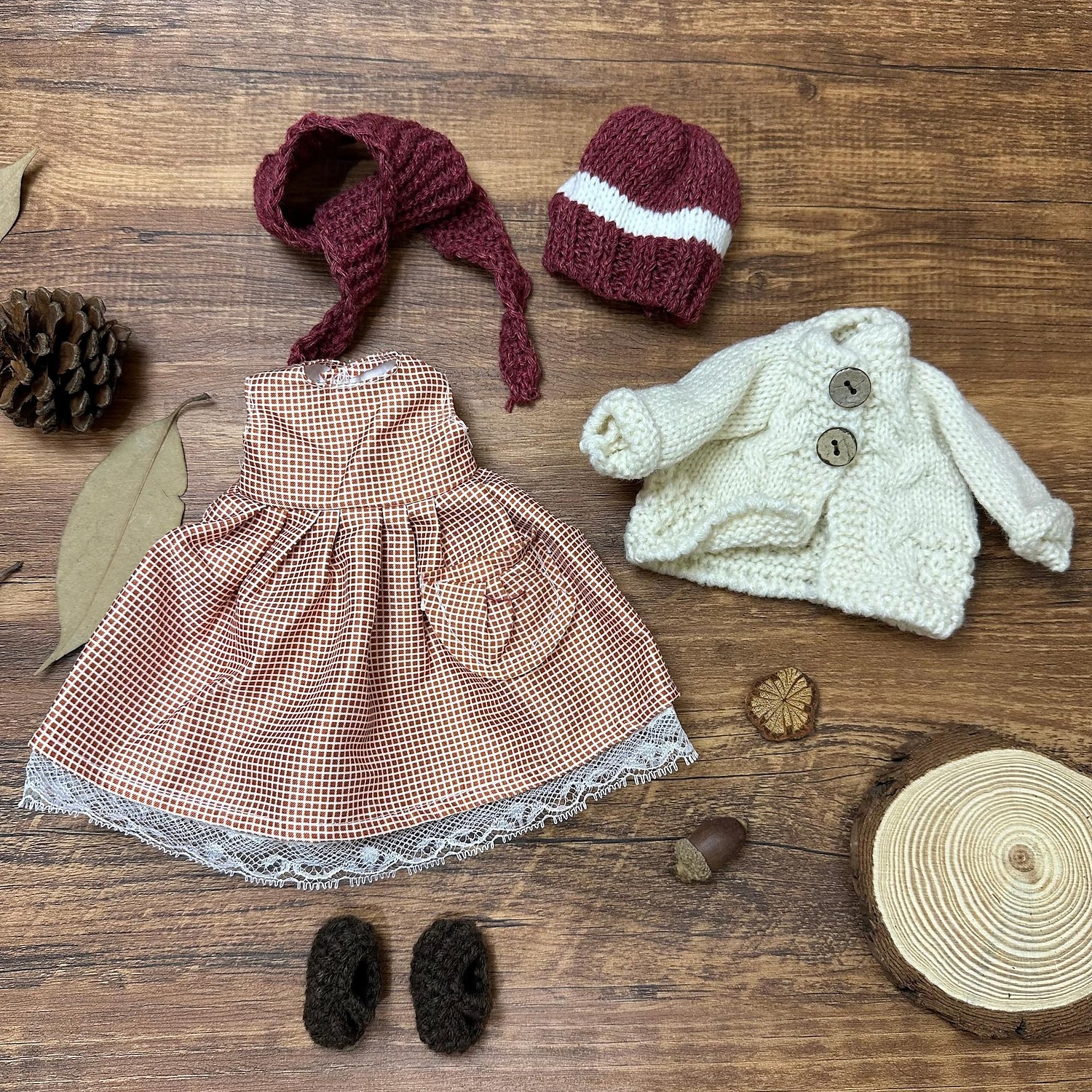 Boneca Waldorf feita à mão para bebês meninas com conjuntos de roupas - boneca de pelúcia macia de 11,8 polegadas para crianças pequenas, presente de Natal ideal para crianças de 2025 por $55.99 –P2