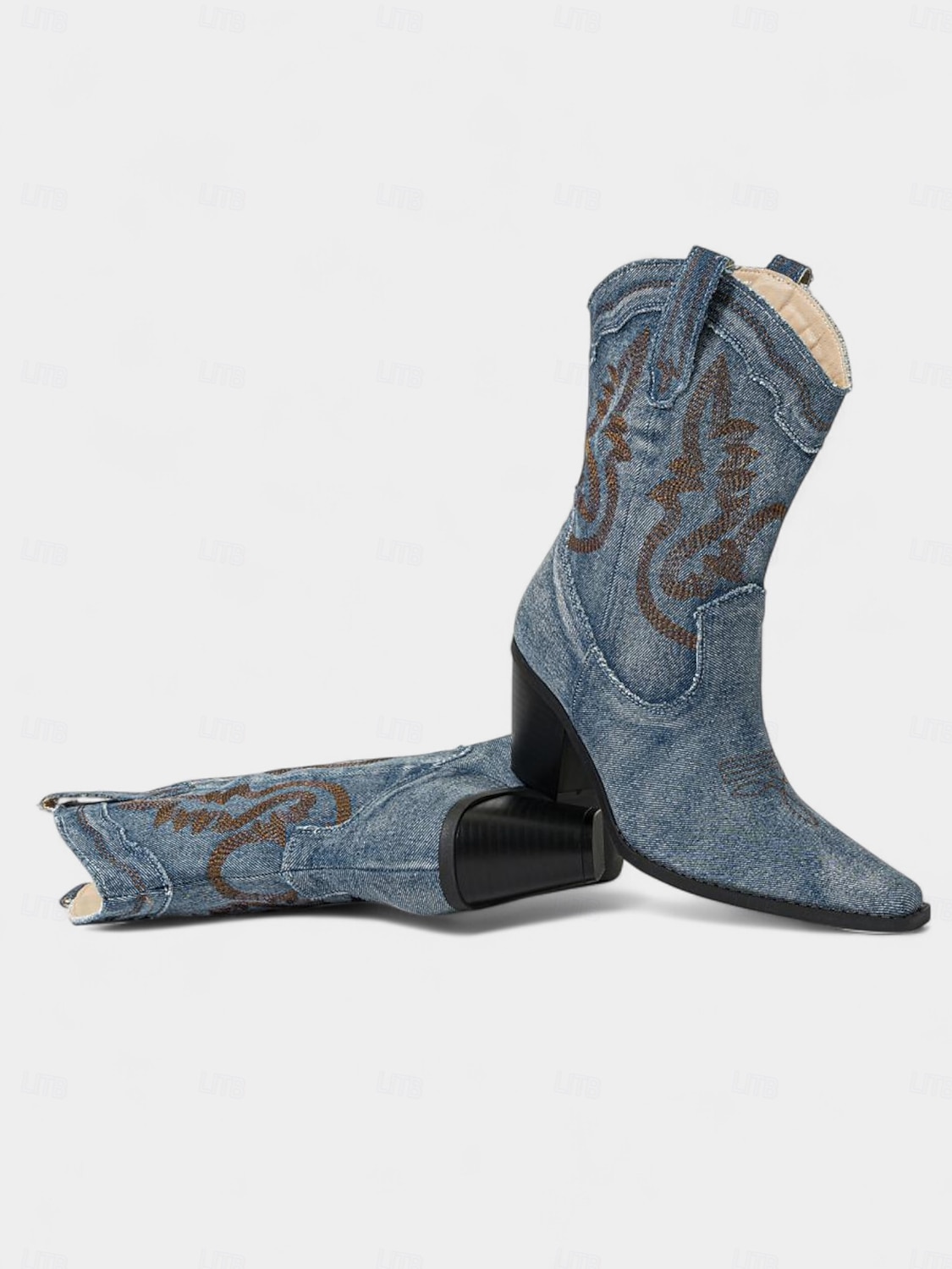 női farmer western cowboy csizma - vintage középvájjal érő hegyes orrú, hímzett, blokk sarkú bokacsizma, klasszikus amerikai cowgirl stílus country zenei fesztiválokra és rodeó partikra 2026 - $64.99 –P7