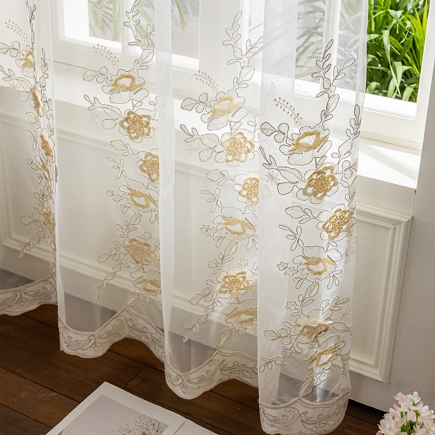 Curtian Drapes, bestickte transparente Vorhänge mit 3D-Blumenapplikation, handgefertigte Tüllvorhänge für Wohnzimmer, Schlafzimmer oder Balkon, moderne minimalistische Fensterpaneele, fertig zum 2025 - $36.99 –P1