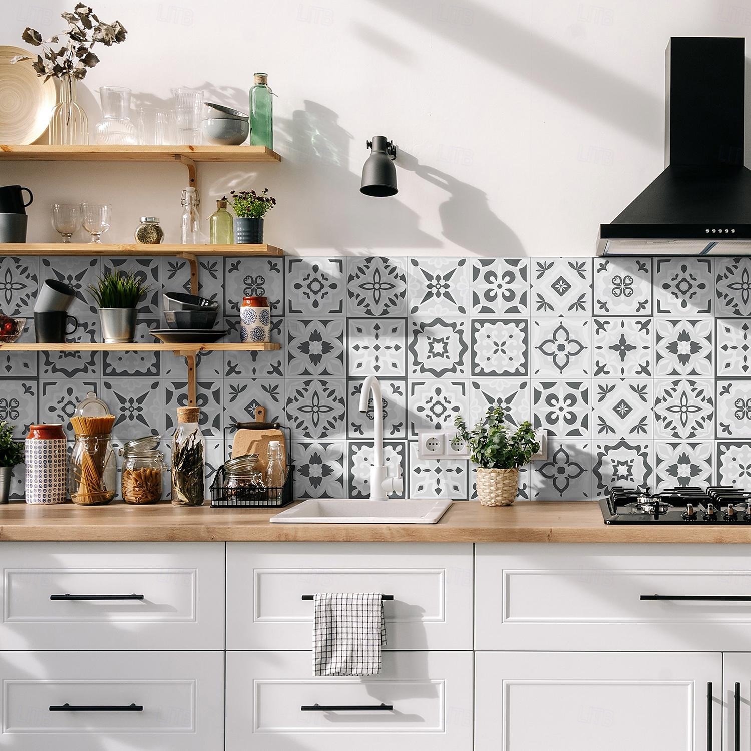 24 adesivi per piastrelle in stile marocchino, decalcomanie murali in PVC con pellicola di cristallo ispessita, impermeabili &Decorazione murale in piastrelle retrò, antiolio e rimovibili, per bagno, del 2025 a $10.99 –P12
