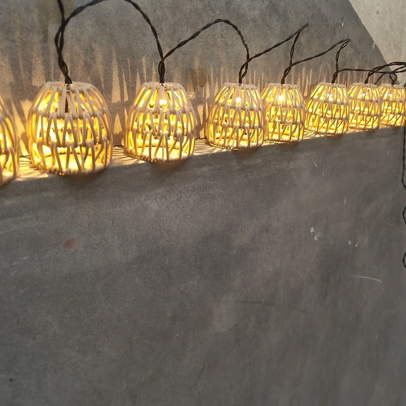 Lanterna in rattan intrecciata a mano con 10 lampadine a LED, luci decorative con spina per interni ed esterni, balcone, patio, giardino, matrimonio, camera da letto del 2025 a $41.99 –P4