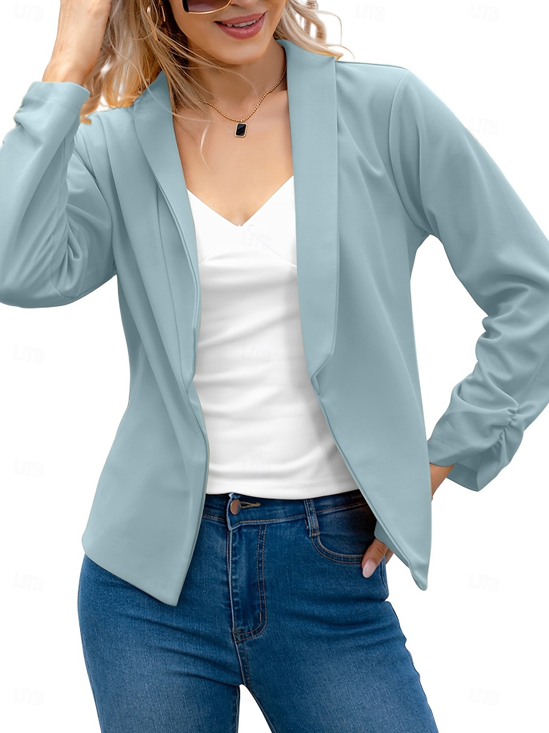 Femmes Blazer Confortable Respirant Coupe ajustée Mode Moderne Uni Travail Quotidien Régulier Col Rabattu Coupe régulière manche longue Vêtements d'extérieur Rose Claire Noir Blanche Printemps Automne de 2025 ? $26.99 –P19