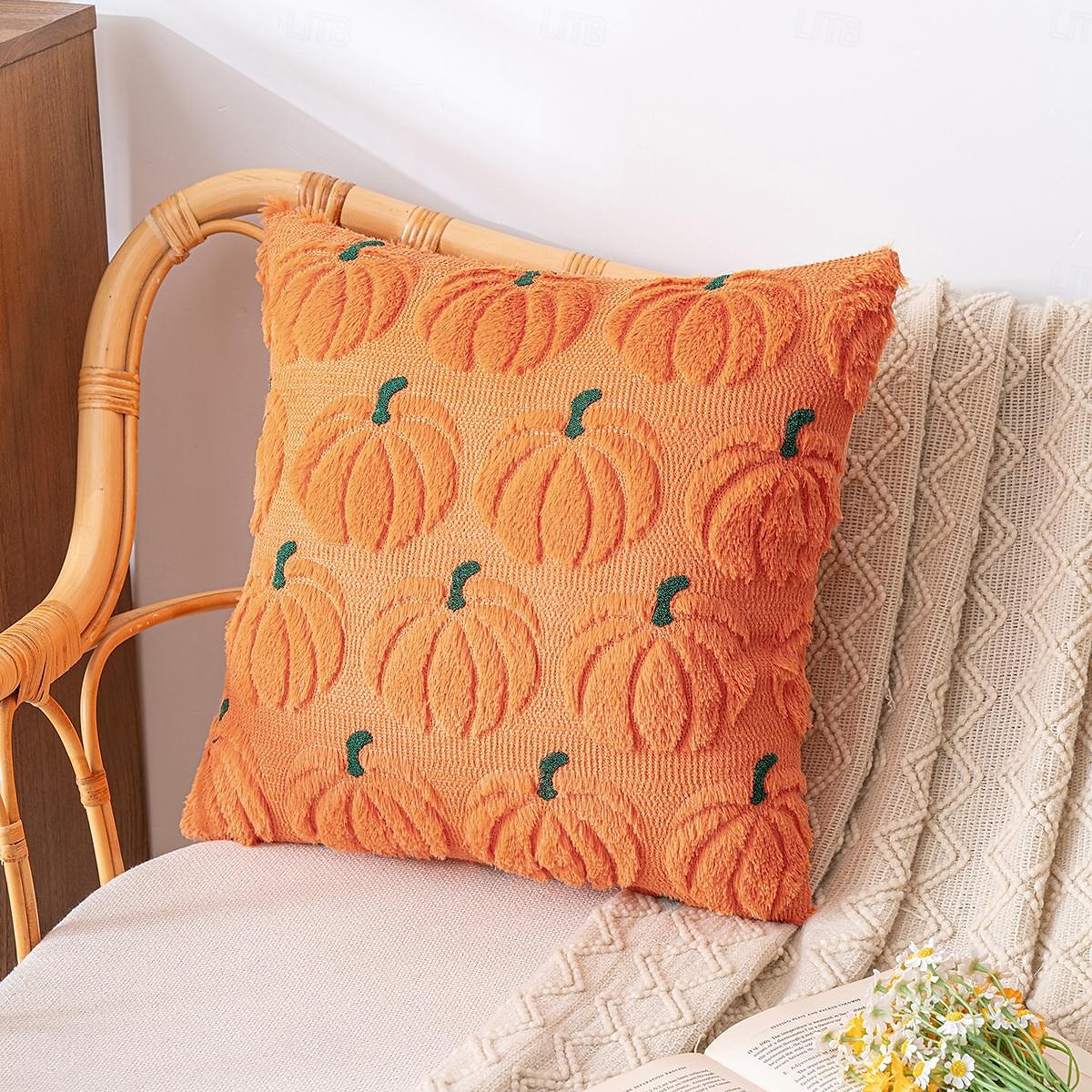 1 pcs Halloween Toss Pillow Cover, Pumpkin Boho Casual Square Zipper Traditional Classic 2025 - $15.99 –P1