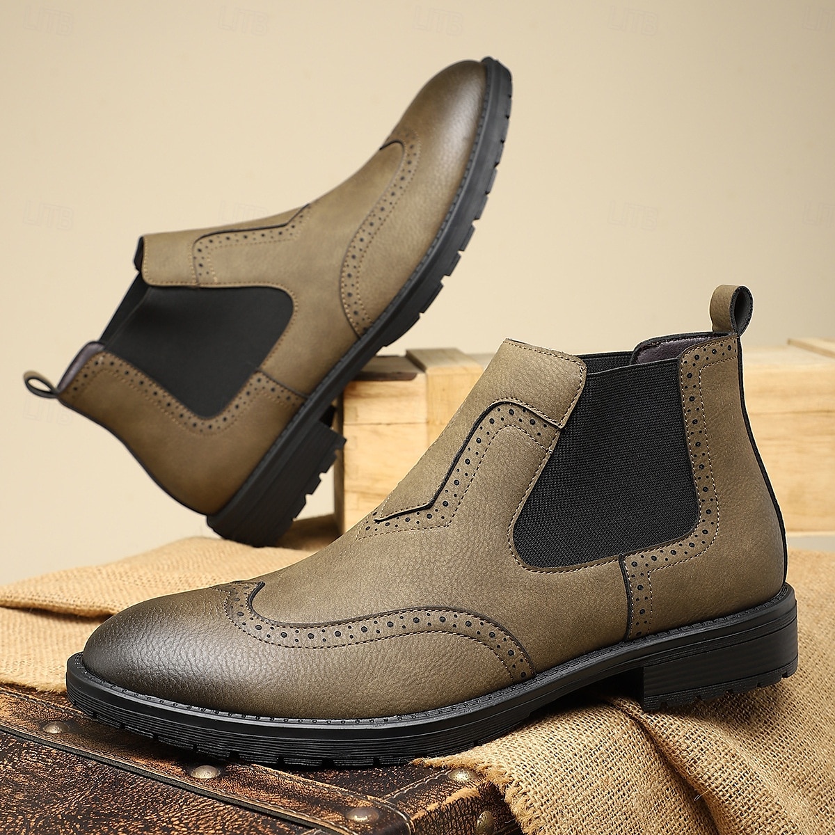 Homme Bottes Bottes Chelsea Marche ancien Occasionnel Britannique Cuir PU Confortable Antidérapant Chaud Bottines Mocassin Noir Marron Kaki Automne Hiver de 2025 ? $54.99 –P5