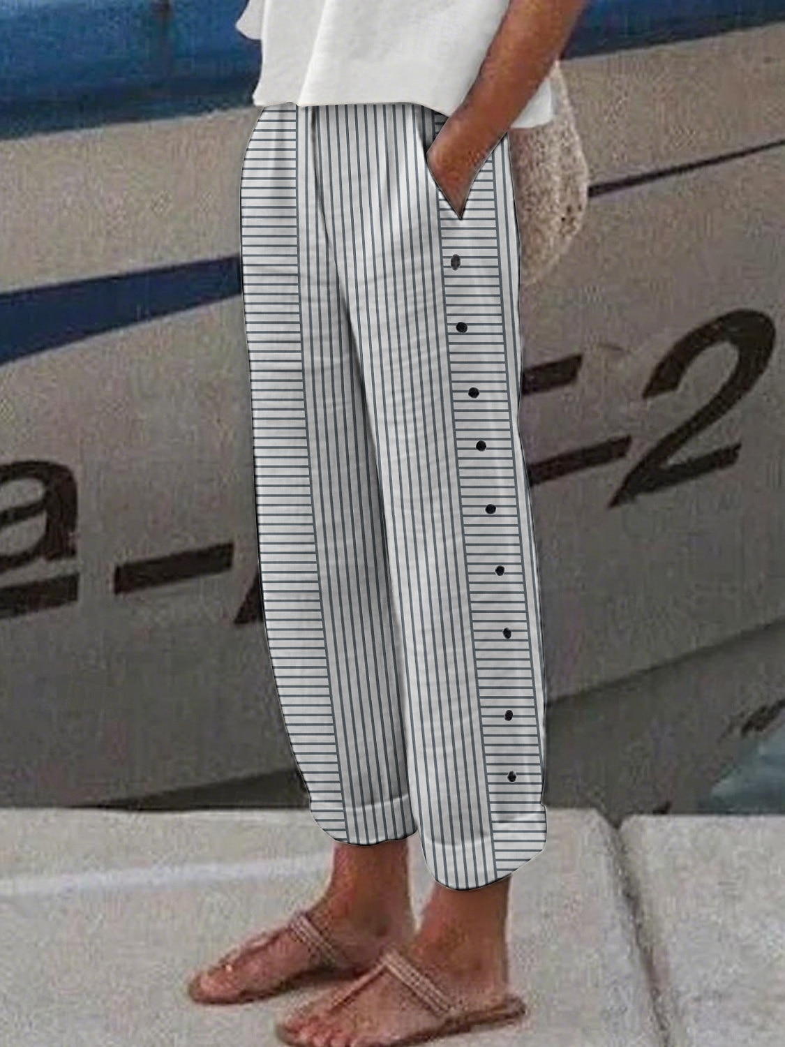 Pentru femei Pantaloni din bumbac in Pantaloni conici chinez Modă Șic Stradă Lungime totală Talie Înaltă Dungi Buzunar Curea elastică Confortabil Απαλό Comfortabil Micro-elastic În aer liber Stradă 2025 - $27.99 –P4