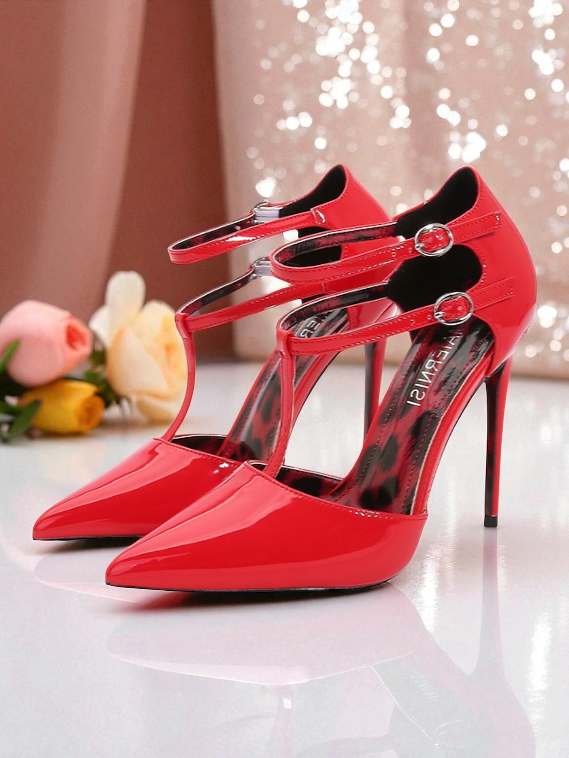 Escarpins à talons aiguilles en cuir verni blanc pour femmes avec double bride - Escarpins à bout pointu sexy pour la vie nocturne et les soirées en club de 2025 ? $42.99 –P2
