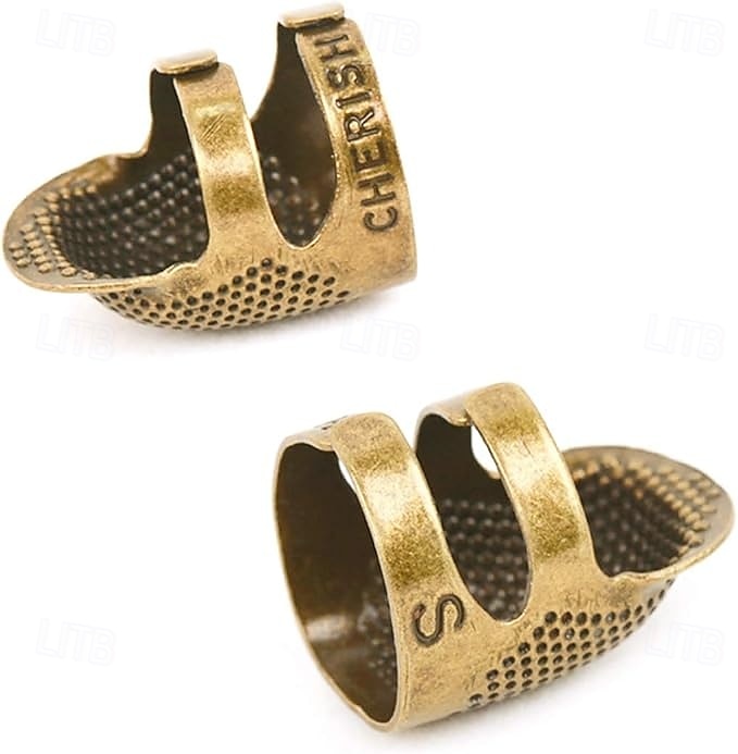 Confezione da 4 dita da cucito con protezione per le dita regolabile, protezione in metallo per spilli, aghi per cucire, quilting, accessori per il fai da te, strumenti per cucire e ricamo (2 misure) del 2025 a $9.49 –P5
