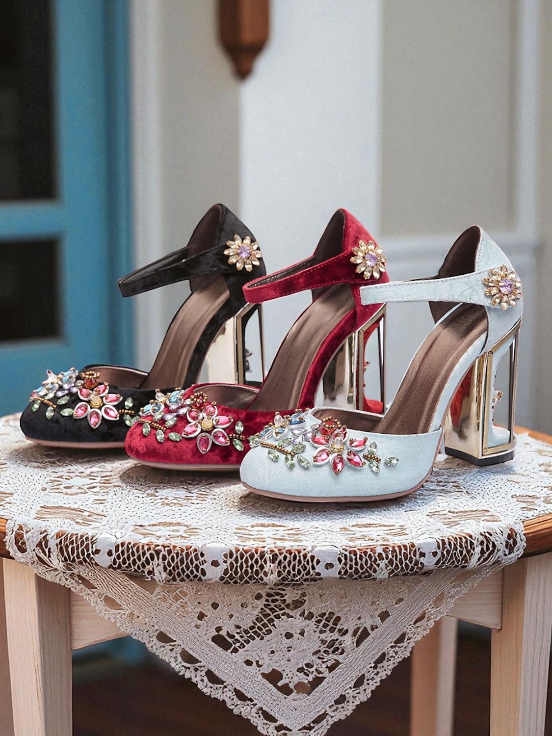 Dámské světle modré společenské boty na robustním podpatku s květinovými ozdobami z drahokamů - elegantní lodičky s páskem přes kotník ve vintage stylu, ideální na svatby, zahradní párty a středověkou 2025 - $84.99 –P2