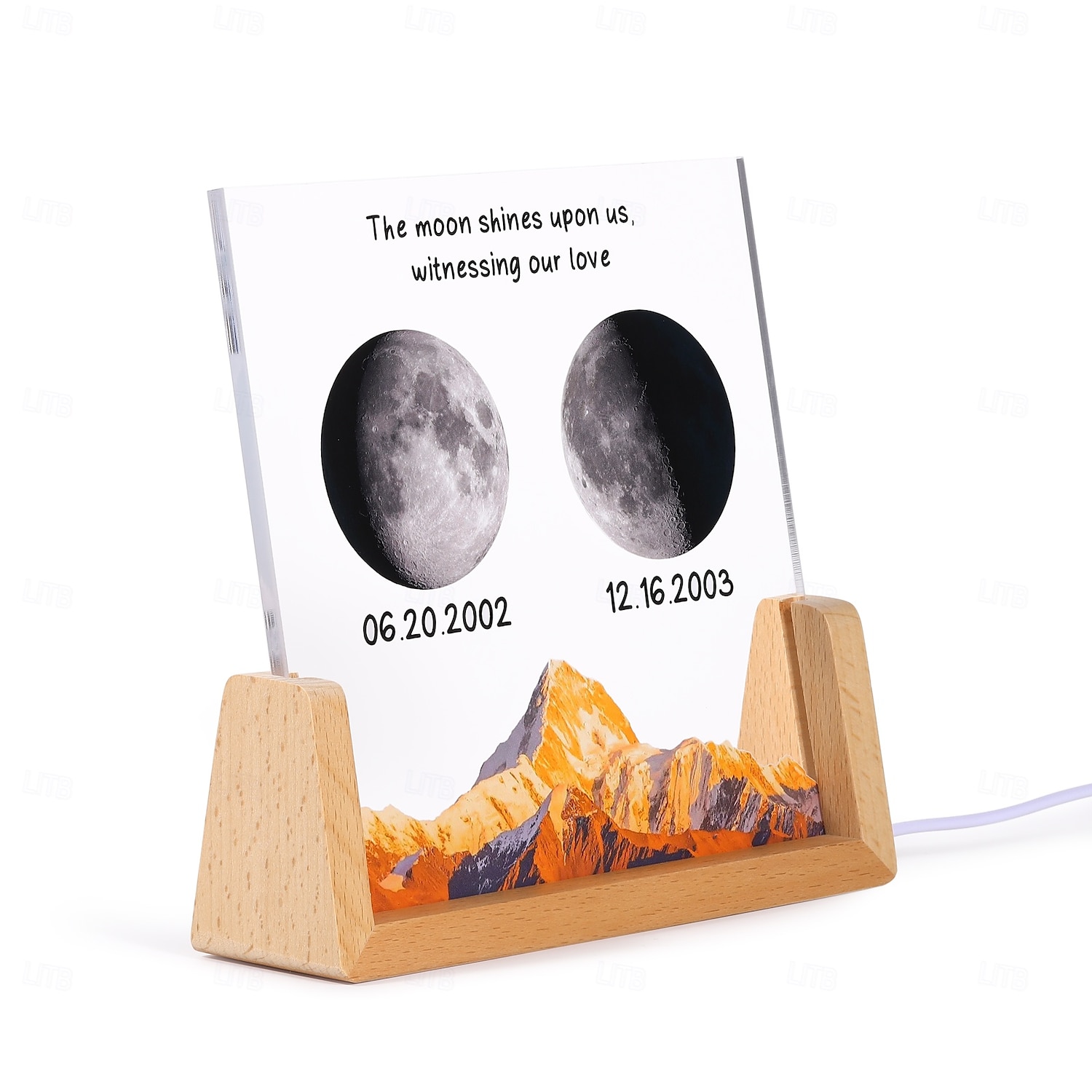 1 luce notturna in acrilico personalizzata che può essere personalizzata in base a una data specifica per mostrare la fase lunare con opzioni per personalizzare testo e data. Questo la rende un regalo del 2025 a $60.99 –P9