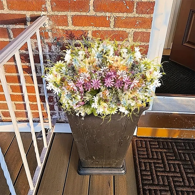 6 bouquet di margherite selvatiche artificiali, fiori di campo artificiali resistenti ai raggi UV per esterni, piante verdi all'ingrosso per decorazioni da vaso, decorazioni primaverili per la casa del 2025 a $23.99 –P2